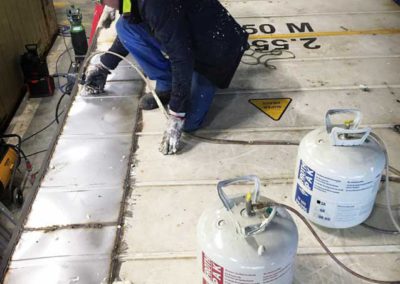 Toprail reefer repair with polyurethane sprayfoam